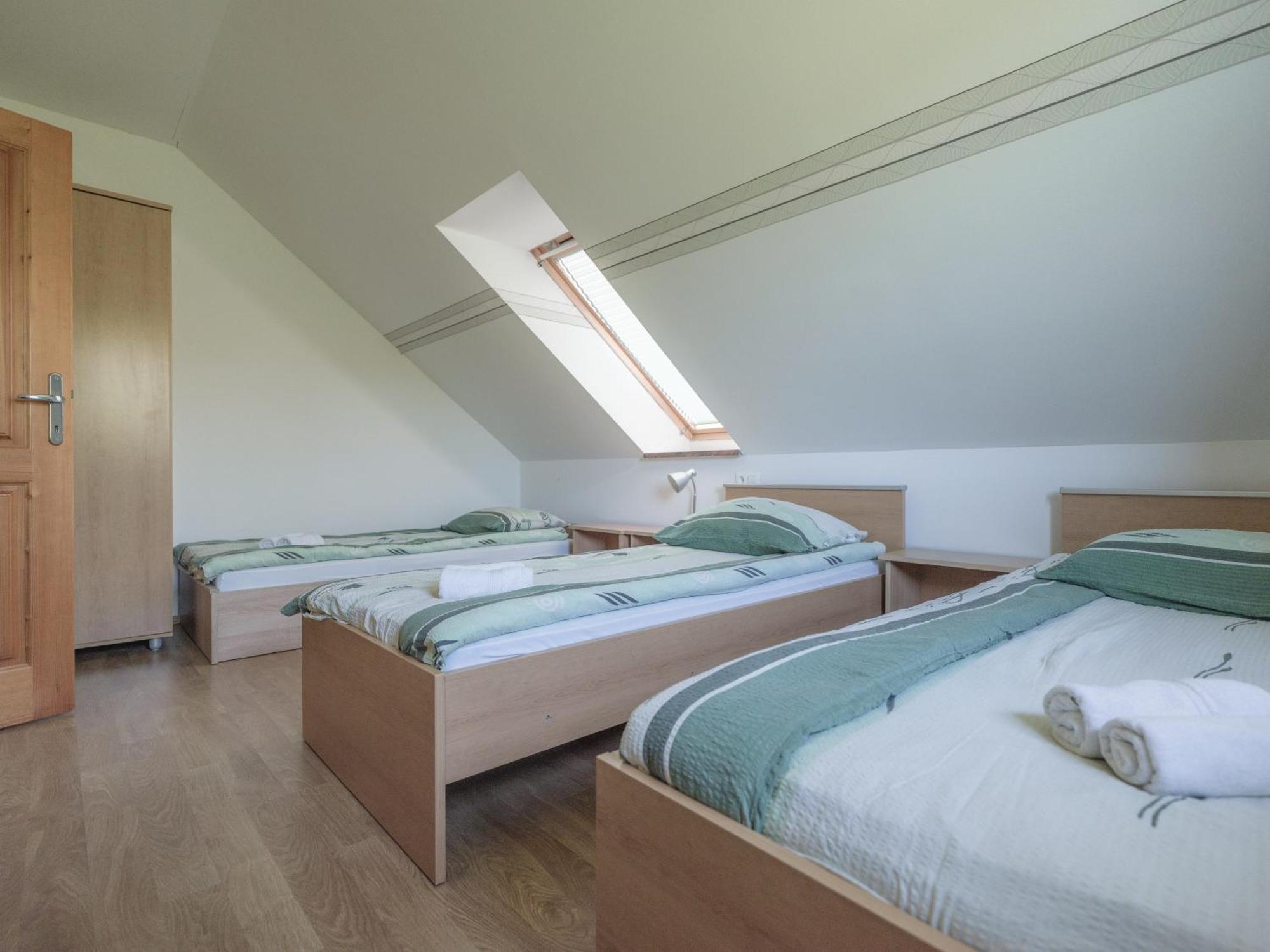 Apartments Suster Stari Trg ob Kolpi Quarto foto